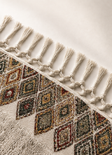 Santa Fe Soft Sand towel border detail in taupe, ivory and warm earth tones — Calinea