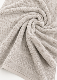 Maris Plush Turkish Towel — Pearl Veil by Calinea