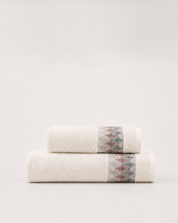 Montecito Plush Towel — Cloud White
