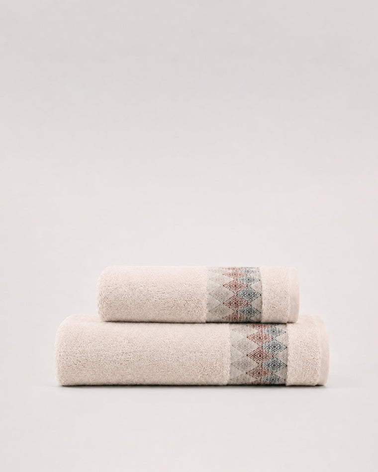 Montecito Plush Towel — Soft Blush