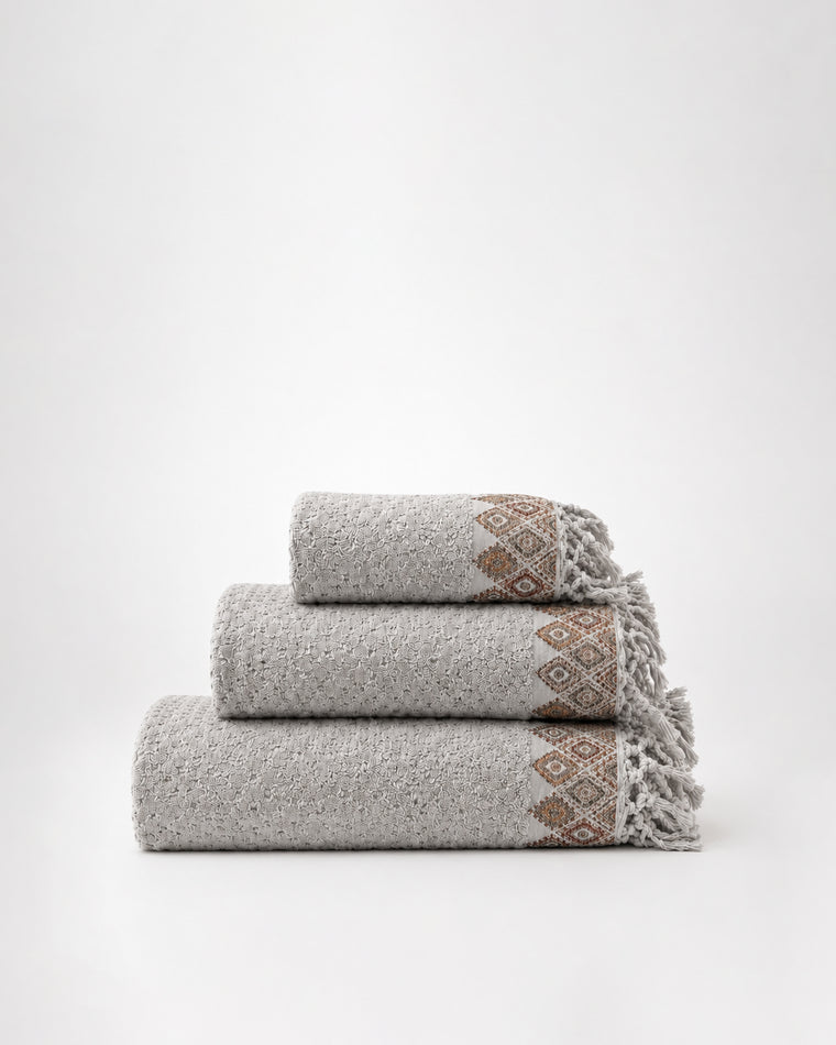 Santa Fe Towel — Cloud Grey