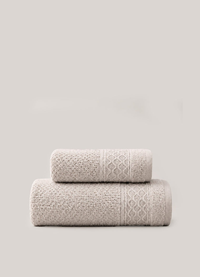 Maris Plush Towel — Alabaster